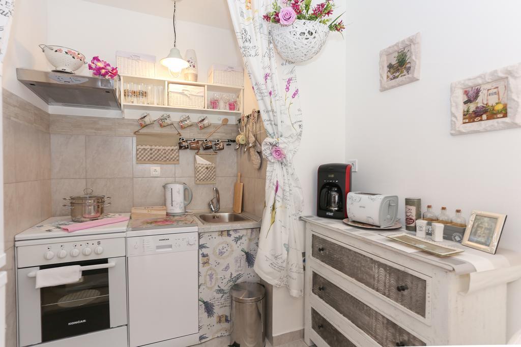 Apartment Vesna Split Bagian luar foto