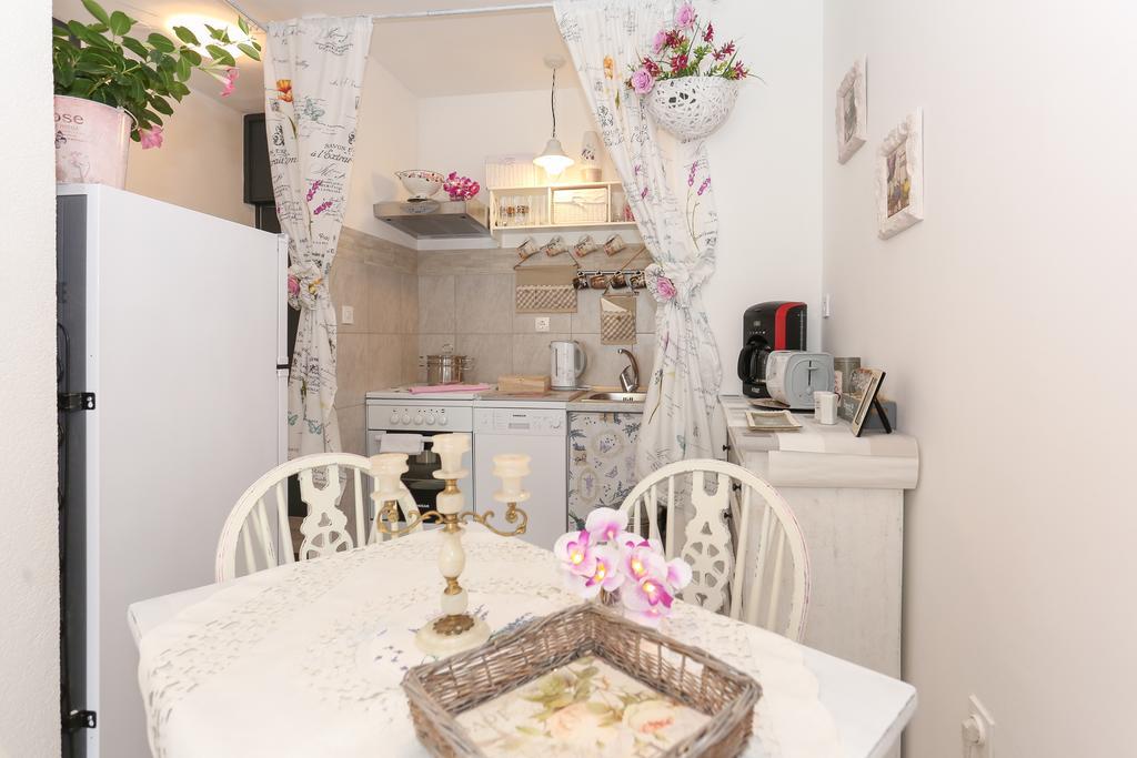 Apartment Vesna Split Bagian luar foto