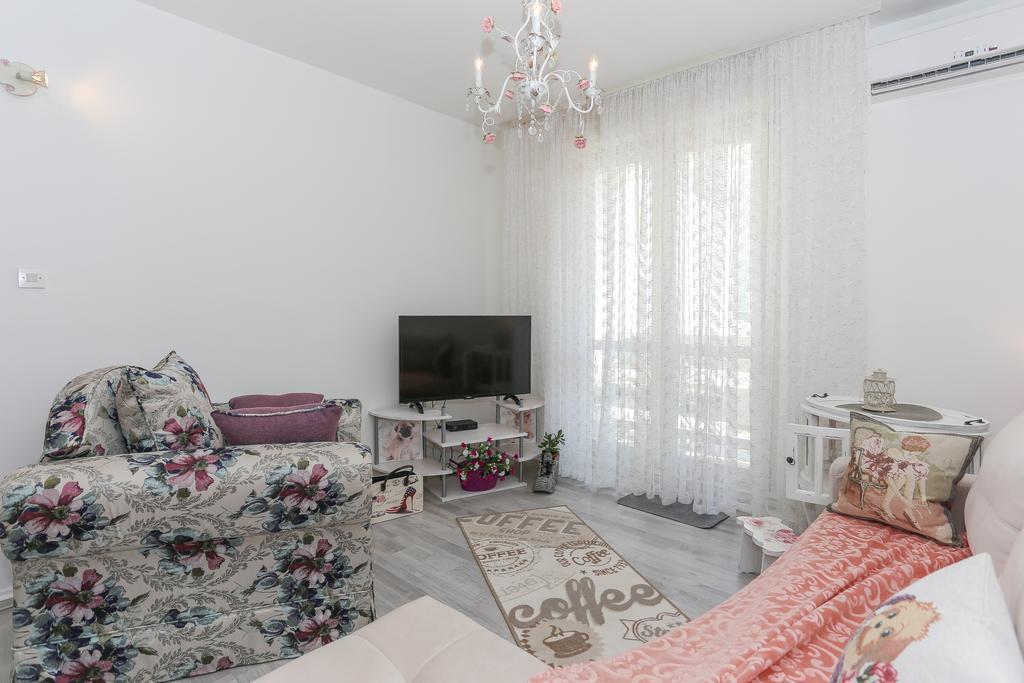 Apartment Vesna Split Bagian luar foto