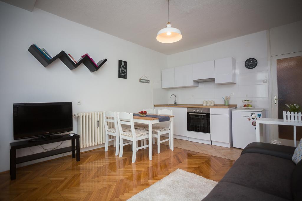Apartment Vesna Split Bagian luar foto